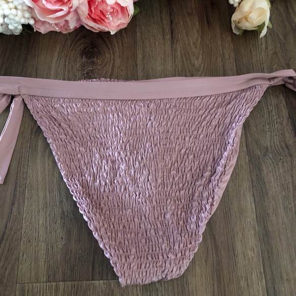 Volcom Side Tie Dusty Rose Bikini Bottom. - Picture 5 of 8